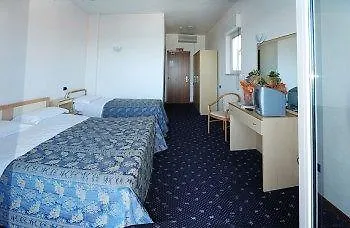 Medi Garden Hotel&residence 3* Альба-Адриатика