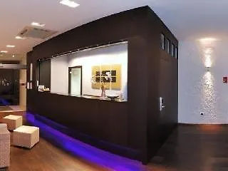 Hotel Adria ホテル 3*