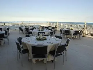 Medi Garden Hotel&residence Альба-Адриатика
