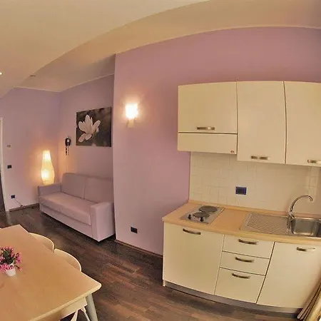 Hotel Adria ホテル アルバ・アドリアティカ